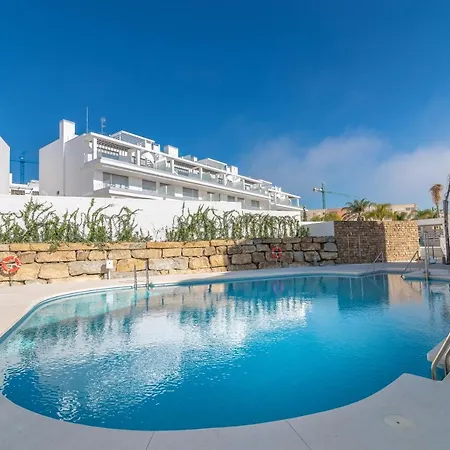 Vacation Marbella I Le Mirage Retreat, New Condo, Pool * Estepona